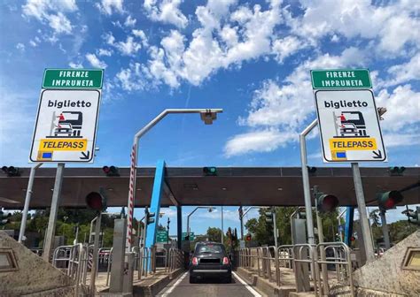 Tips on Driving Italian Autostrada (Toll Roads)